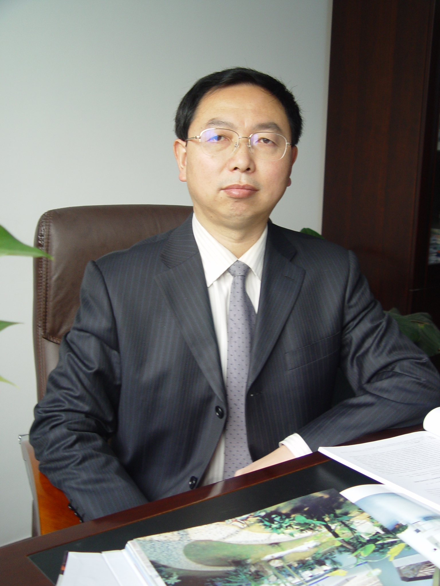 云博app官方在线入口创新论坛第一千六百零五讲：黄土地区高填方地基变形特征与工程应对措施  