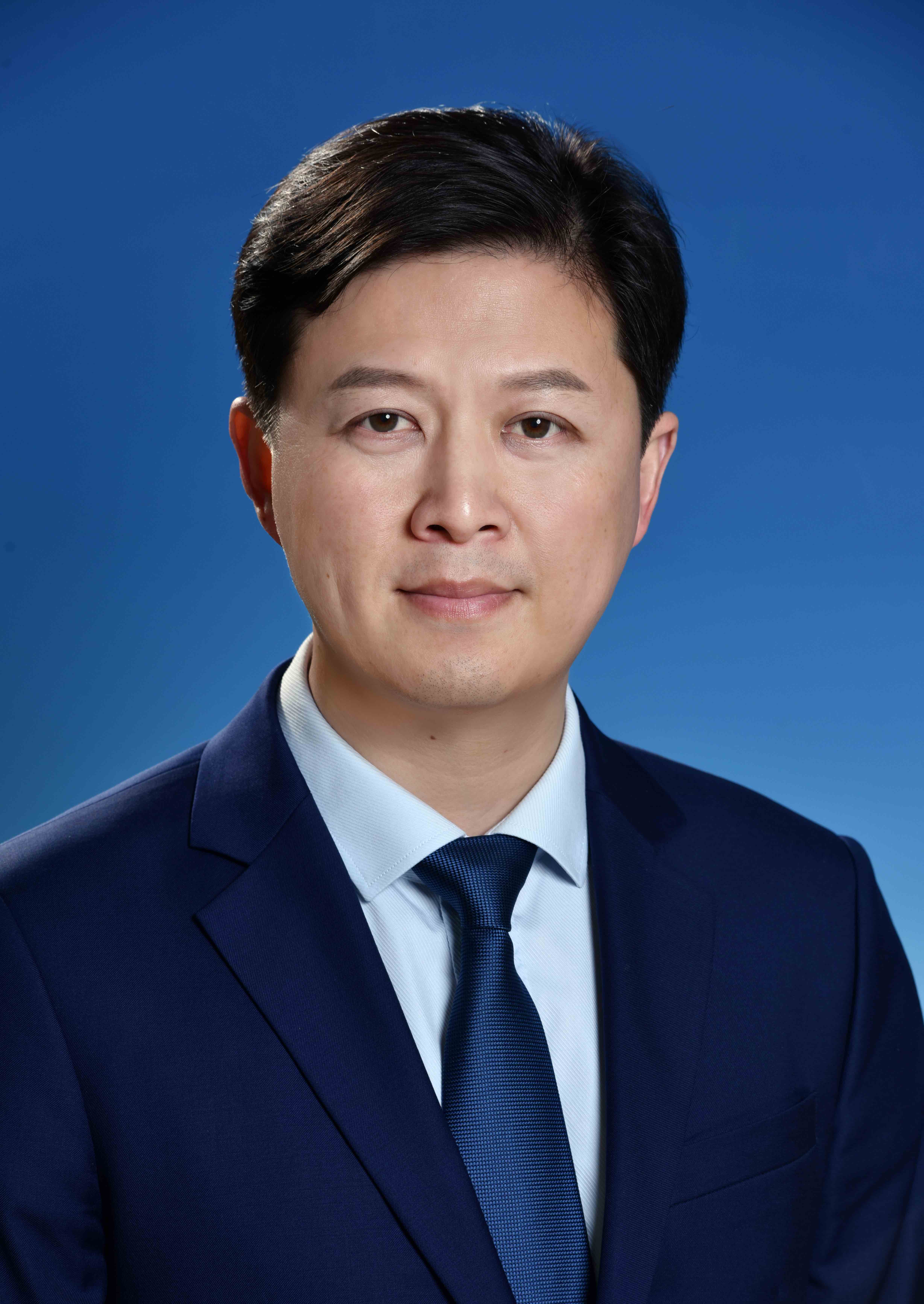 云博app官方在线入口创新论坛第一千二百一十四讲暨120周年校庆年系列活动：多核磁共振成像及应用