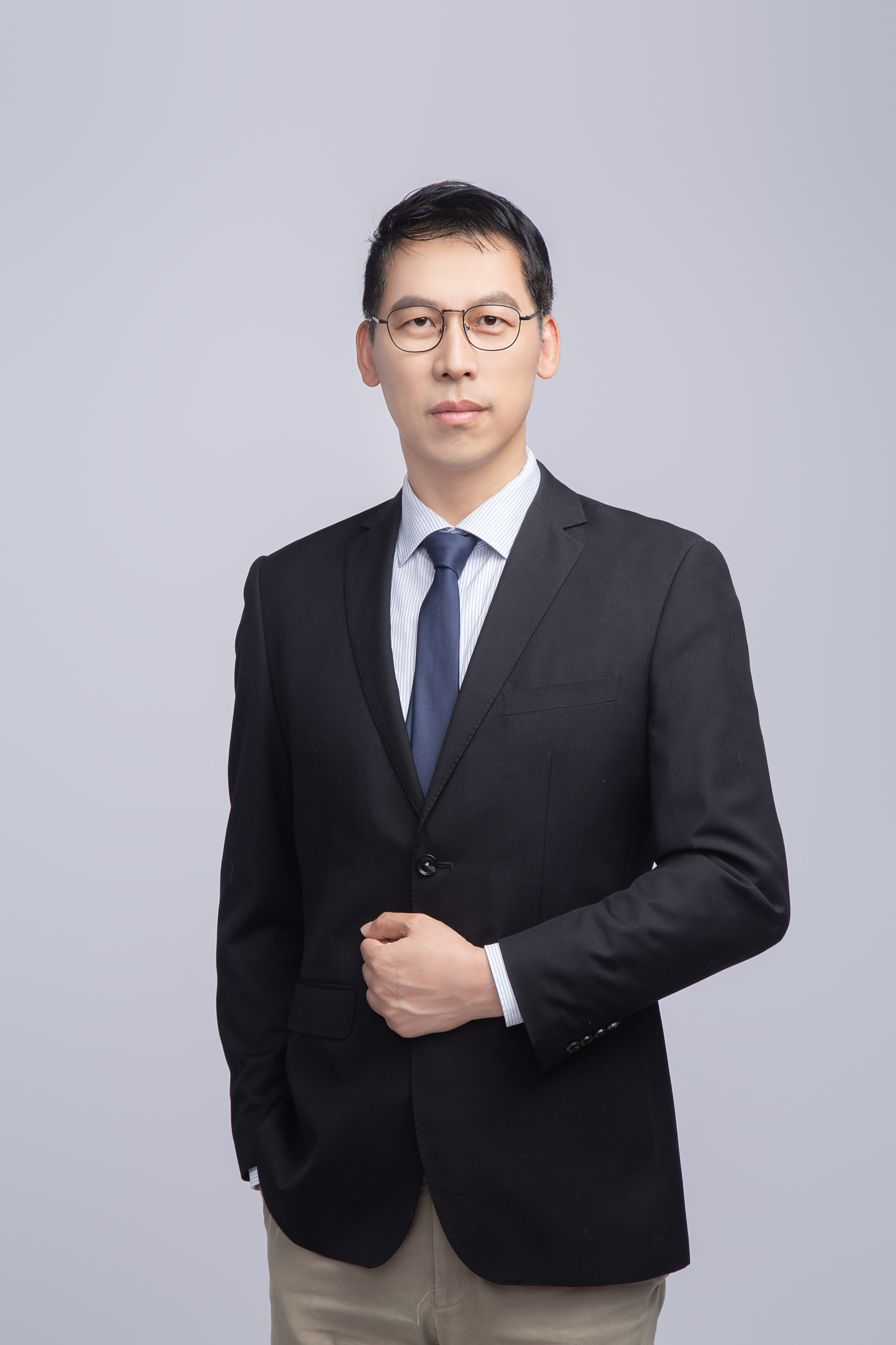 云博app官方在线入口创新论坛第一千二百四十三讲暨120周年校庆年系列活动：臭氧污染的生态环境效应：进展与展望