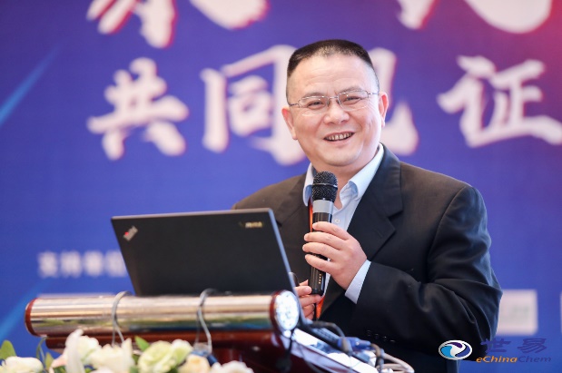 云博app官方在线入口创新论坛第一千八百零八讲：精准合成导向的天然产物全合成：从基础研究到产业应用