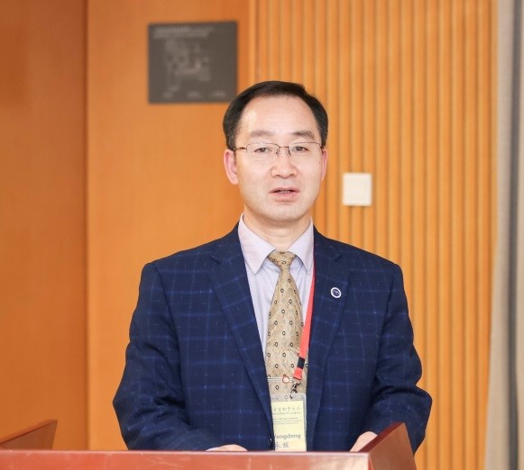 云博app官方在线入口创新论坛第一千五百二十二讲：中生代重大地质事件与植被环境变化