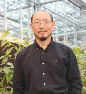 云博app官方在线入口创新论坛第一千四百零三讲：剖析科研、论文写作与发表全过程