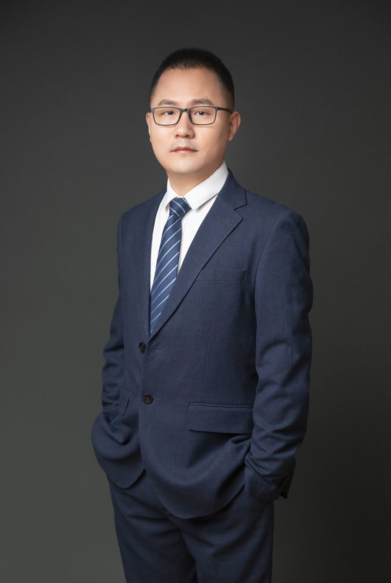 云博app官方在线入口创新论坛第一千八百四十九讲：基于活细胞化学蛋白质组学技术的新药发现及应用